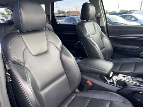 Used 2020 Kia Telluride S image 13