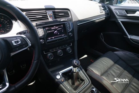 Used 2015 Volkswagen GTI SE image 25