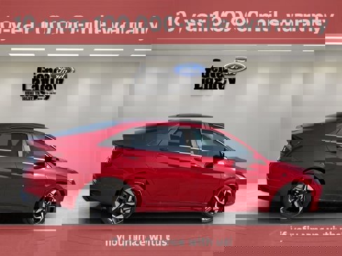 Used 2023 Hyundai Elantra Limited image 12