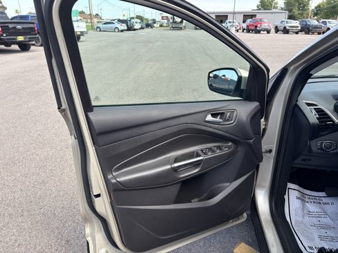 Used 2018 Ford Escape SEL image 10