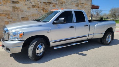Used 2007 Dodge Ram 3500 Truck SLT image 2