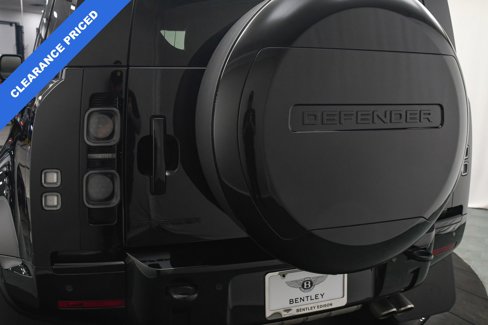 Used 2025 Land Rover Defender 110 V8 image 21