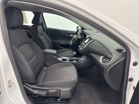 Used 2024 Chevrolet Malibu LT image 27