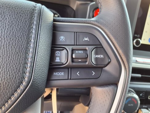 New 2025 Toyota 4Runner TRD Off-Road image 18