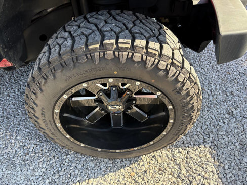 Used 2009 Jeep Wrangler Rubicon w/ Dual Top Group image 4