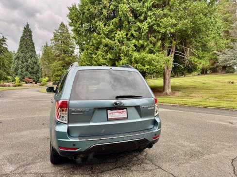 Used 2010 Subaru Forester 2.5X Limited image 8