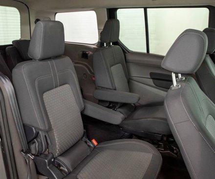 Used 2021 Ford Transit Connect XLT image 16