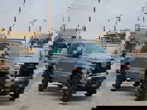 New 2025 GMC Canyon Elevation w/ Convenience Package image 6