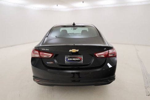 Used 2021 Chevrolet Malibu LT image 4