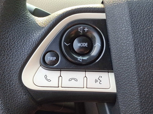 Used 2016 Toyota Prius Two image 18