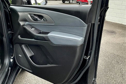 Used 2018 Chevrolet Traverse LT image 19