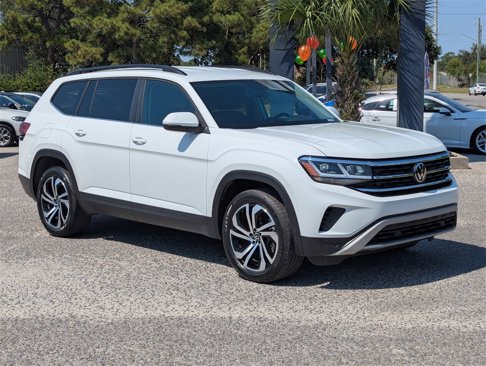 Certified 2023 Volkswagen Atlas SE w/ Black Wheel Package image 9