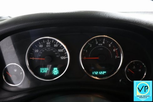 Used 2016 Jeep Wrangler Unlimited Rubicon w/ Max Tow Package image 16