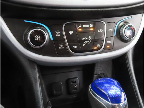 Used 2018 Chevrolet Volt LT image 15