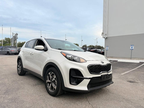 Used 2021 Kia Sportage LX image 2