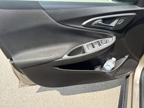 Used 2023 Chevrolet Malibu LT image 12
