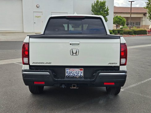 Used 2017 Honda Ridgeline RTL-E image 4