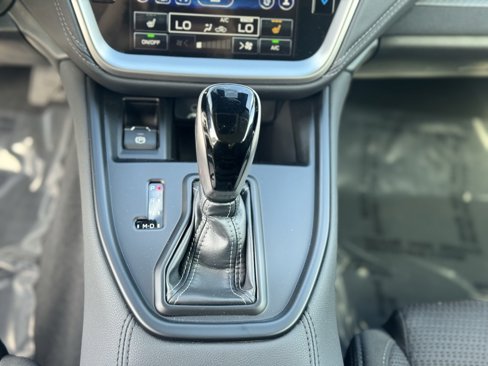 Used 2025 Subaru Outback Premium image 19