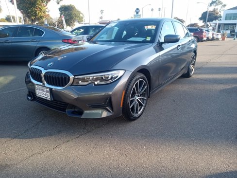 Used 2022 BMW 330i Sedan w/ Driving Assistance Package image 3