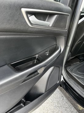 Used 2015 Ford Edge SEL w/ Equipment Group 201A image 21