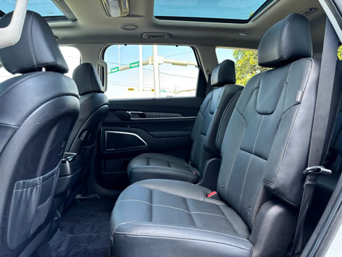 Used 2024 Kia Telluride SX image 29