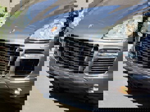 Used 2008 Porsche Cayenne Turbo image 8