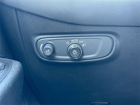 Used 2022 Chevrolet Equinox LT image 26