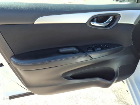 Used 2019 Nissan Sentra S image 25