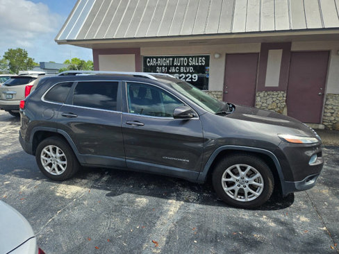 Used 2014 Jeep Cherokee Latitude image 2