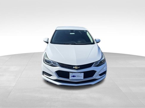 Used 2017 Chevrolet Cruze LT image 8