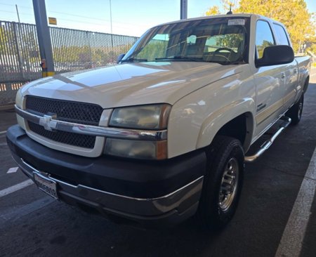 Used 2004 Chevrolet Silverado 2500 LT w/ Skid Plate Package image 1