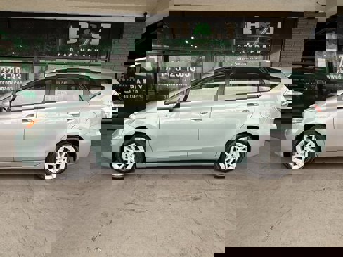Used 2013 Toyota Prius V Two image 4