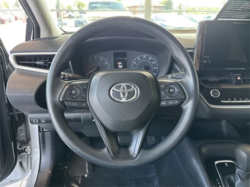 Used 2023 Toyota Corolla LE image 27