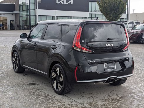 Certified 2023 Kia Soul GT-Line image 3