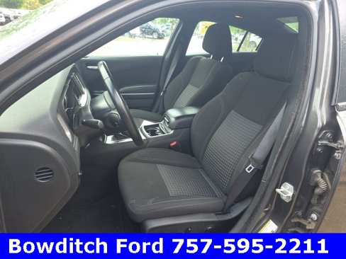Used 2023 Dodge Charger SXT image 10