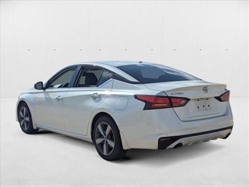 Used 2019 Nissan Altima 2.5 SV image 6