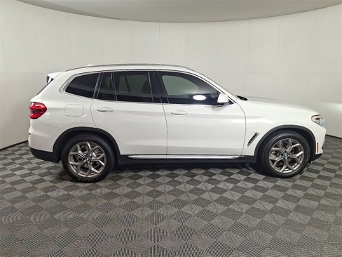 Used 2021 BMW X3 xDrive30i w/ Premium Package image 11