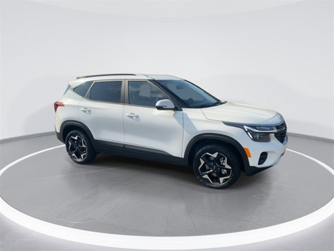 New 2026 Kia Seltos S image 2