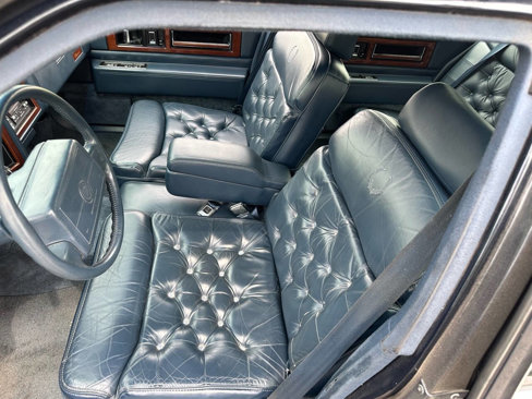Used 1992 Cadillac Fleetwood Sedan image 12