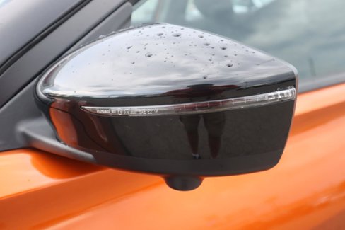 Used 2023 Nissan Kicks SR w/ Interior Electronics Package image 4