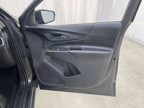 Used 2020 Chevrolet Equinox LT image 8