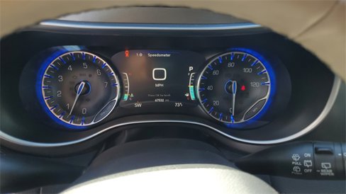 Certified 2019 Chrysler Pacifica Limited w/ Tire & Wheel Group image 15