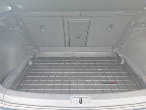 Used 2020 Volkswagen GTI SE image 12