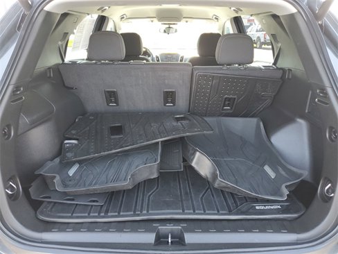 Used 2021 Chevrolet Equinox LT image 32