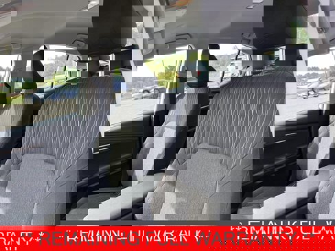 Used 2025 Toyota Camry Hybrid image 3