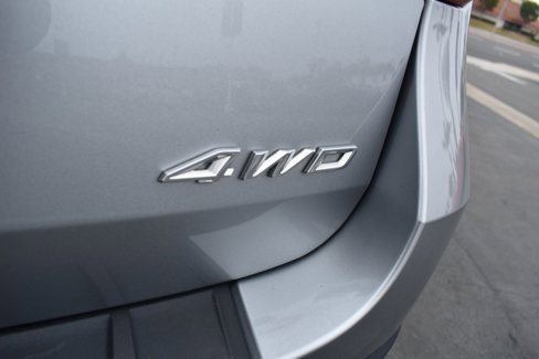 Used 2022 Ford Explorer XLT w/ Equipment Group 202A image 8