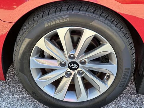 Used 2015 Hyundai Sonata Sport w/ Option Group 03 image 13