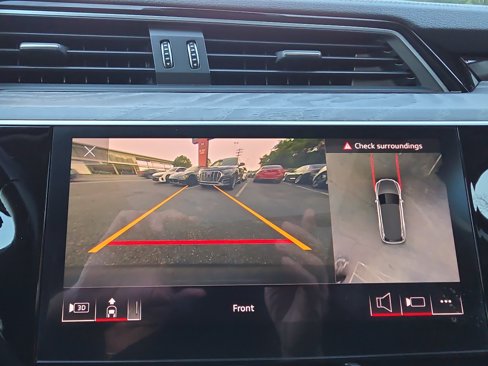 Used 2021 Audi e-tron Premium w/ Convenience Plus Package image 78