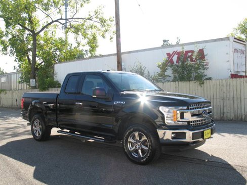 Used 2018 Ford F150 XLT w/ Equipment Group 302A Luxury image 4