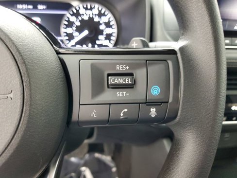Used 2023 Nissan Rogue SV image 22